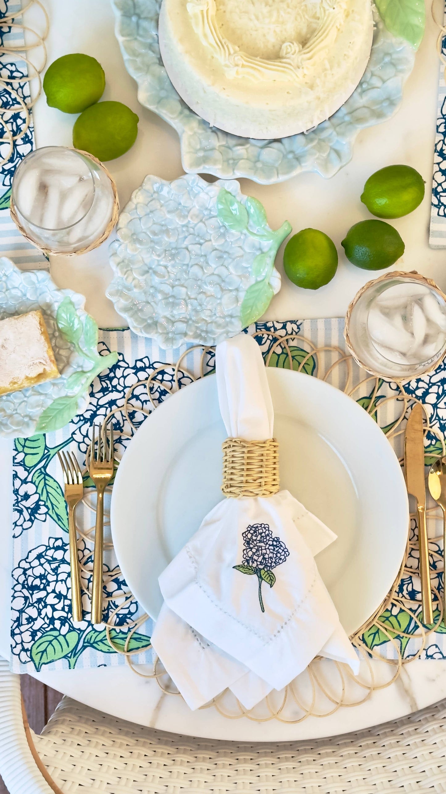 Hydrangea Dish